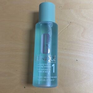 New Clinique Clarifying Lotion 1 twice a day exfoliator